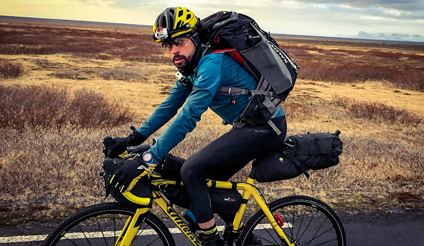 Omar di Felice in Islanda con l'orologio da ciclismo Suunto Spartan Ultra
