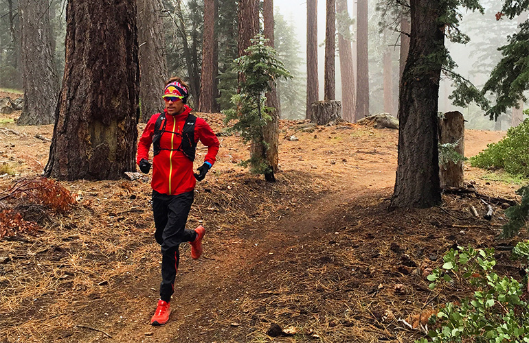 Ryan Sandes running on Big Bear Mountain trail