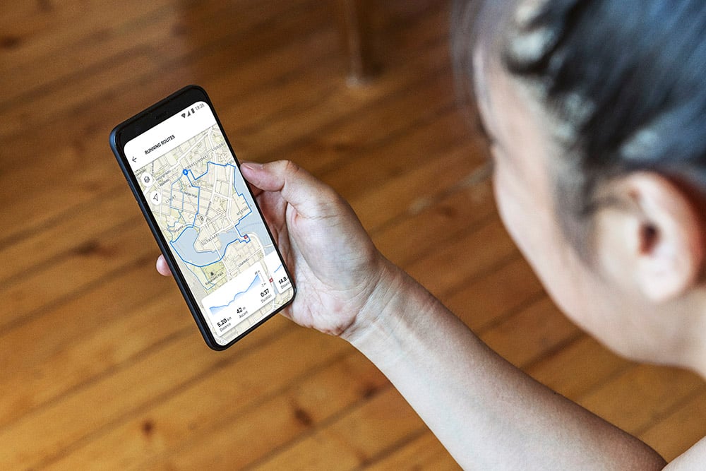 Suunto app recommends popular running routes for your location.
