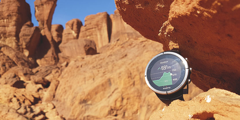 Navigazione nel deserto con orologio GPS Suunto Spartan Ultra
