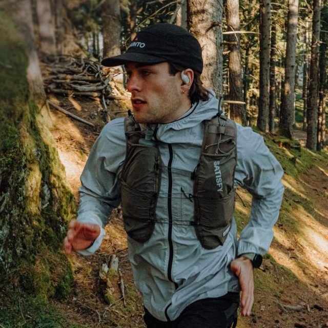 Suunto Spark Open-ear Earbuds | Black