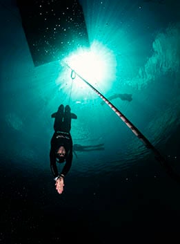 William Trubridge, Dean's Blue Hole. Photo: Agustin Munoz.