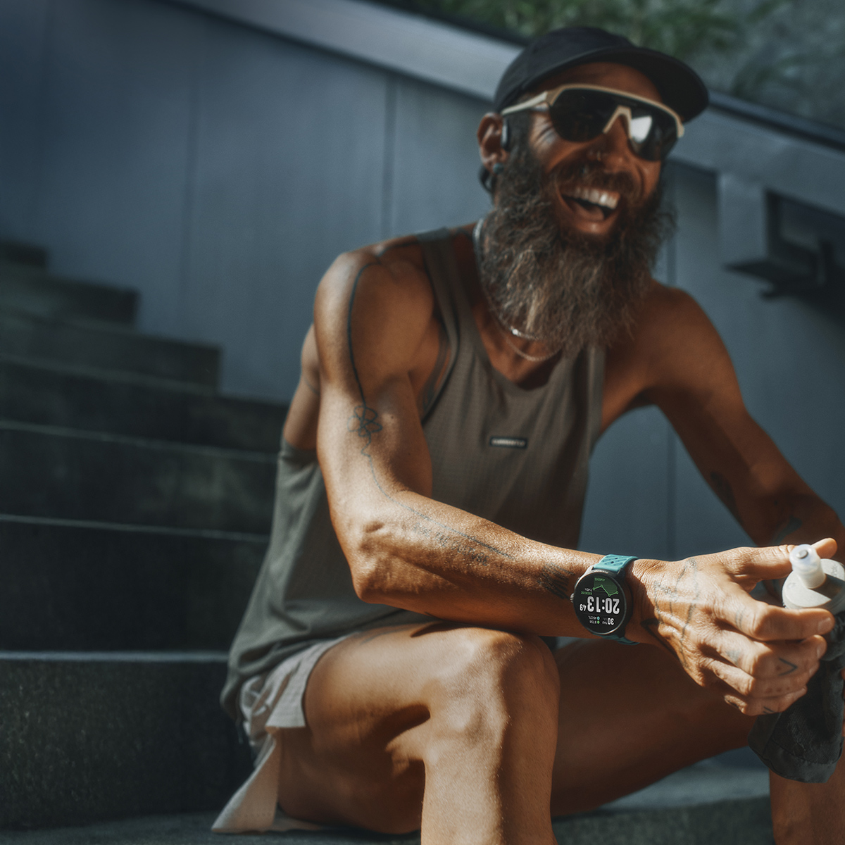 Suunto Race 2 Feather Gray – AMOLED GPS Sports Watch for Training