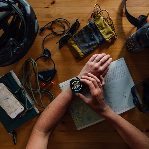 Suunto Vertical 2 Titanium Black – Rugged Outdoor Adventure Watch