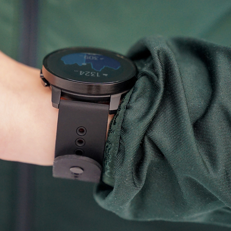 Suunto 9 Peak All Black Titanium - Ultra thin, small, tough GPS 