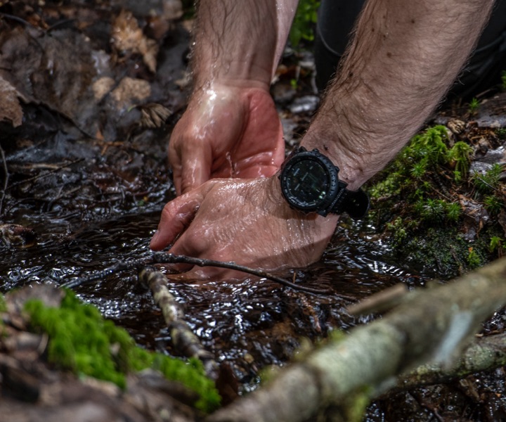 suunto core alpha stealth