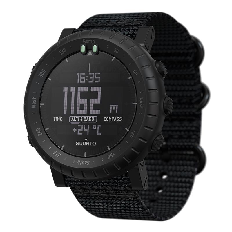 Suunto Core Alpha Stealth – taktinen kello kaikkeen käyttöön