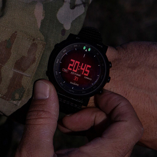 Eastern Utålelig Fremtrædende Suunto Core Alpha Stealth - a tactical watch for all-round use