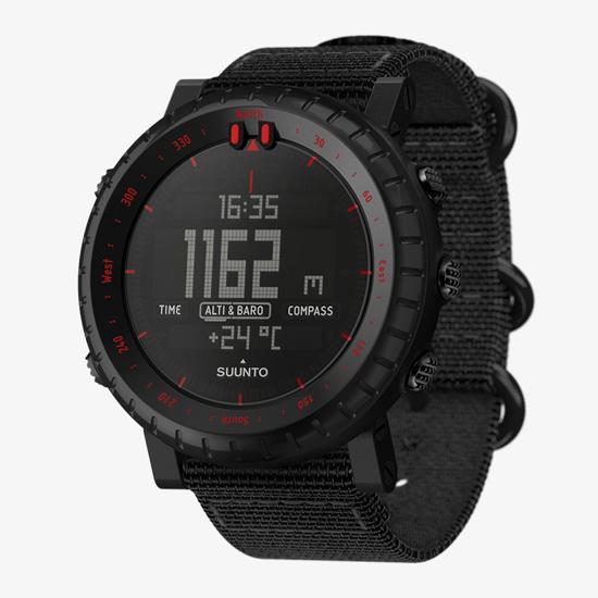 Suunto Core Black Red - 気圧計を搭載したアウトドアウォッチ