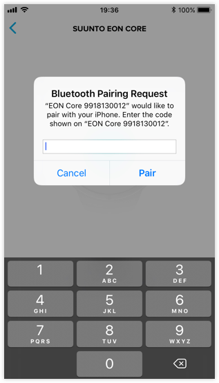 Avisering om åtkomstkod vid parkoppling av Suunto EON Steel och Core med Suunto-appen för iOS.