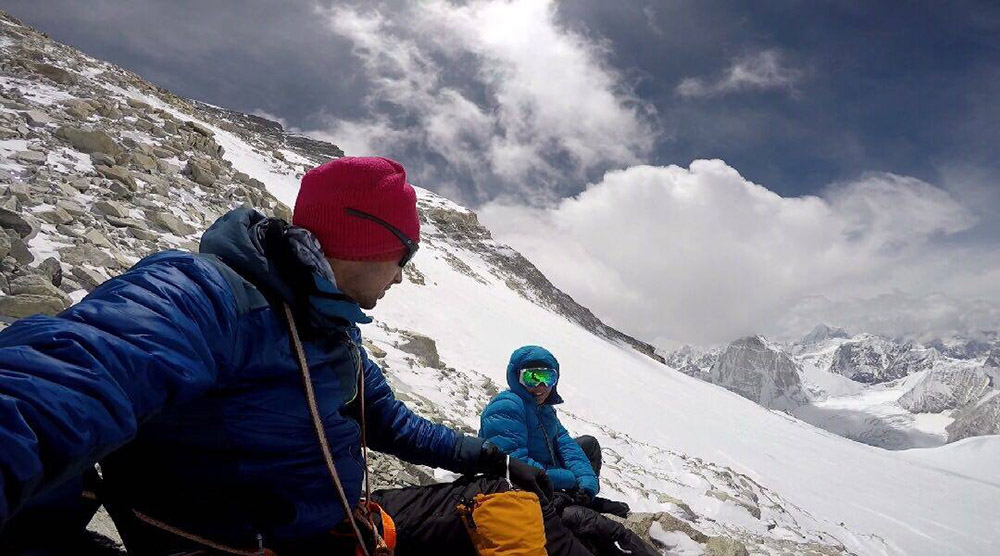 Kilian and Emelie on their Cho Oyu expedition